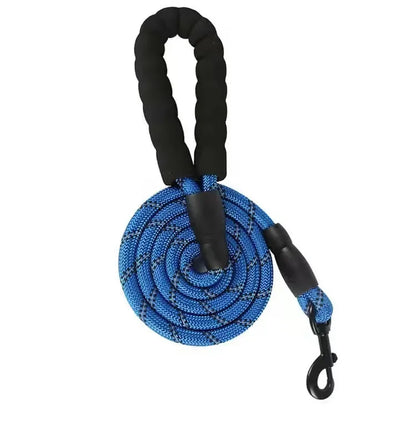 Strong & Reflective Leash: Perfect for All Dogs – Small, Medium & Large